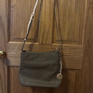 Michael Kors Crossbody Bag